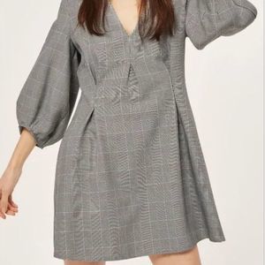TopShop Gray Plaid Bubble Sleeve Dress
